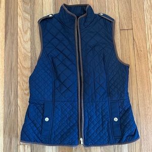Talbot’s women’s petite small vest. Navy blue, zip-up.